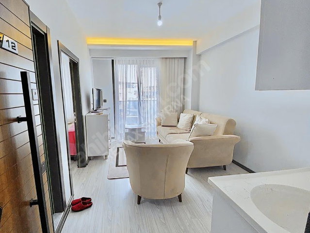 ÇAMLIKULEDE 1+1 EŞYALI KIRALIK DAIRE 47 M²