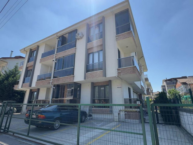 İZMİT YENİŞEHİR'DE KİRALIK 2+1 DAİRE