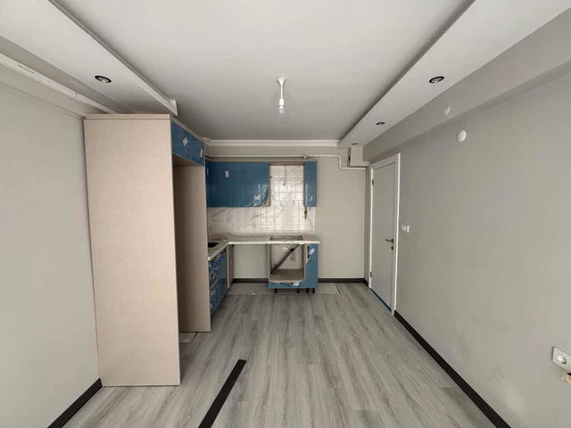 ÇAN SERAMİK MAHALLESİ ÇAMLIK EVLERİNDE SATILIK 1+1 SIFIR DAİRE