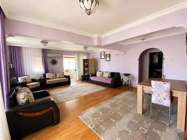 ÇEŞMEDE İKİ MÜSTAKİL YAŞAM ALANI TEK TAPU