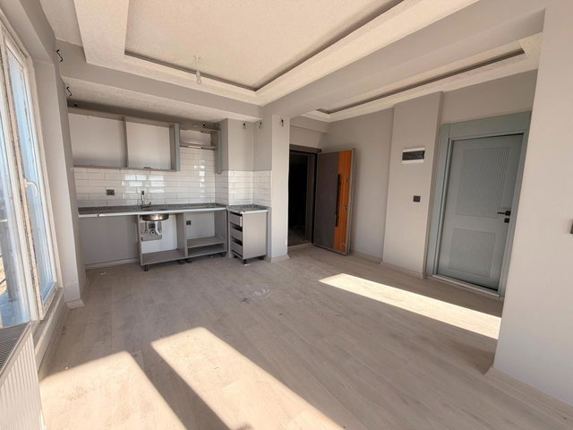 REMAX ARTIS'DEN DADAŞKENT'TE EŞYALI SATILIK SIFIR 1+1 DAIRE