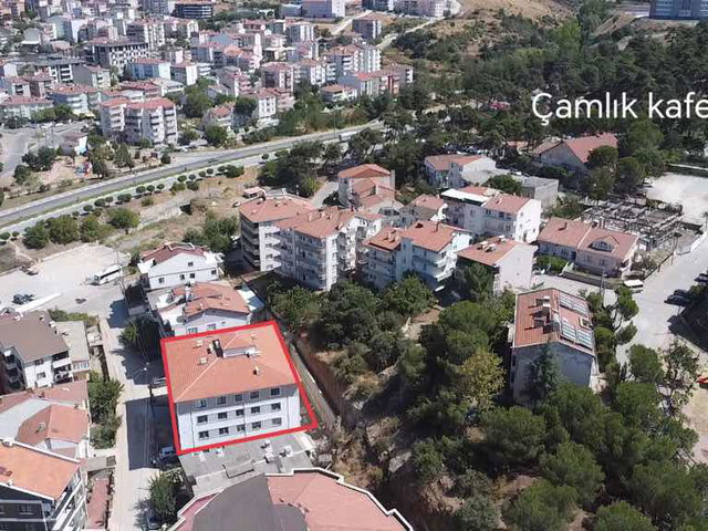 ÇAN SERAMİK MAHALLESİ ÇAMLIK KONUTLARINDA SATILIK ARA KAT 1+1 SIFIR DAİRE