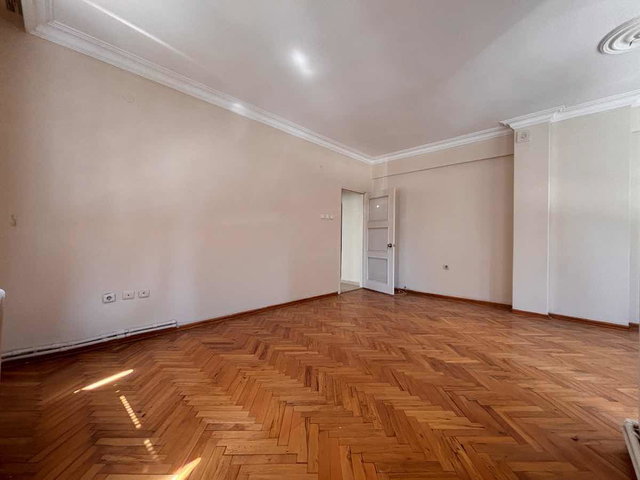 MALTEPE BAĞLARBAŞI’NDA DOĞU-GÜNEY CEPHELİ 3+1 | 130 M² BRÜT | BOŞ & EŞYASIZ KİRALIK DAİRE