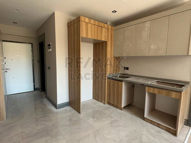 RE/MAX LACİVERT'TEN DADAŞKENT'TE KİRALIK  LÜKS 1+1 DAİRE