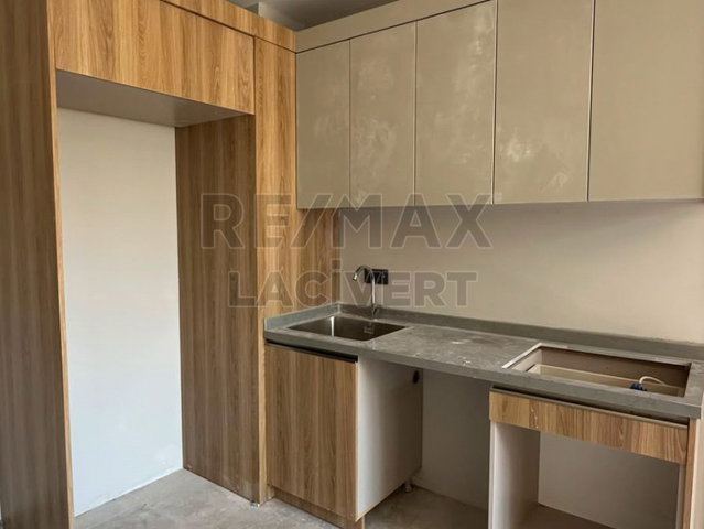 RE/MAX LACİVERT'TEN DADAŞKENT'TE KİRALIK  LÜKS 1+1 DAİRE