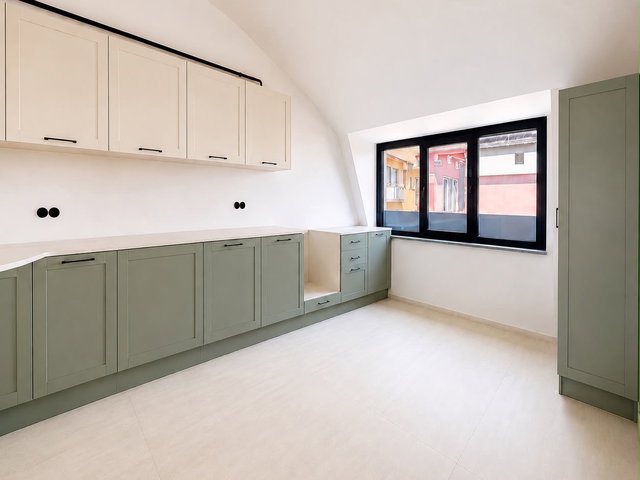 ÜSKÜDAR VALİDEBAĞ SİTESİNDE 4+1 DUBLEKS 212 M² NET 19 M² TERAS