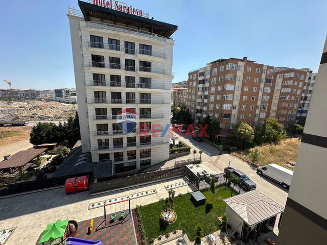 GÖKÇE PARLA YENİ YAPILMIŞ PROJE DE SIFIR K İ R A L I K 2+ 1 DAİRE