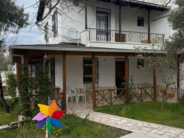 AYVALIK SAHILKENT'TE DENIZ MANZARALI SATILIK 3+1 VILLA
