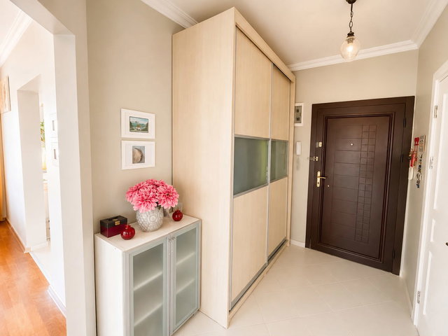 BURCU AYDENİZ RE/MAX'TAN AKASYA SİTESİ'NDE PRESTİJLİ 2+1 DAİRE