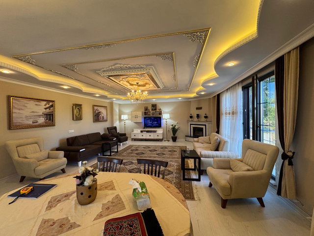 ÇATALCA ÇANAKÇA'DA 1810 METRE KARE ARSA İÇİNDE SATILIK FIRSAT VİLLA