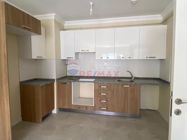KARTEPE SAĞLIKKENT SİTESİNDE KİRALIK 2+1 DAİRE