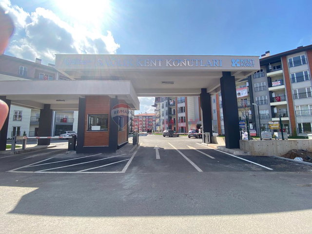 KARTEPE SAĞLIKKENT SİTESİNDE KİRALIK 2+1 DAİRE