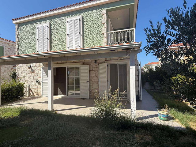 SARIMSAKLI PLAJI’NA 150 MT. MESAFEDE SATILIK 3+1 VILLA