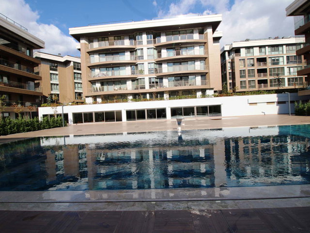 BEYKOZ’DA SIFIR 3+1 | 125 M² NET | 2 BANYO | BALKON | GÜNEY-BATI CEPHE