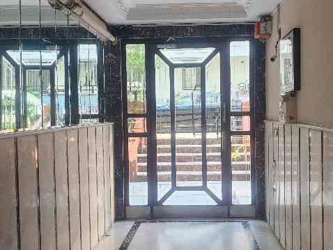 ALTINTEPE BAKAN SOKAK BAHÇE KATI 4+1 SATILIK DAİRE