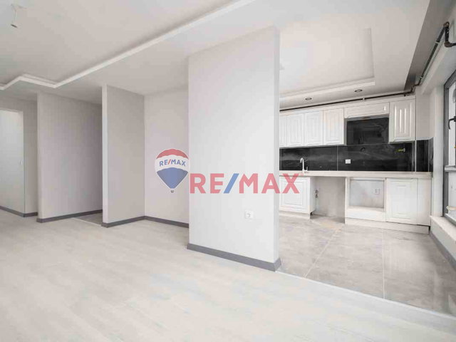 REMAX AREA DAN SATILIK ULUDAĞ MANZARALI SIFIR DUBLEKS 2+1 DAIRE