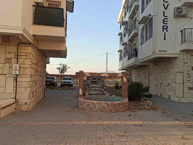 MENEMEN/SEYREK'TE ALAÇATI EVLERİNDE ÜNİVERSİTE YAKINI 1+1 KİRALIK DAİRE | BALKONLU, KOMBİLİ