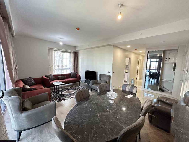 BAŞAKŞEHİR’DE SİTE İÇİNDE 2+1 EŞYALI KİRALIK DAİRE | 9. KAT, 2 BANYO,2 BALKON