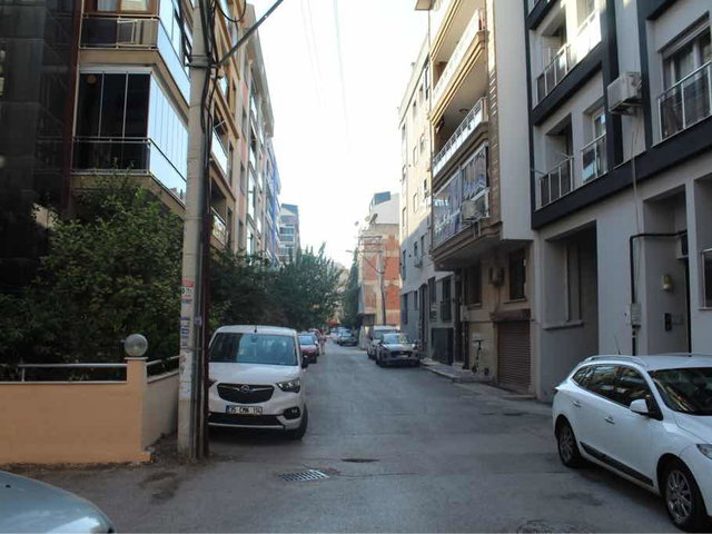 ŞEMİKLERDE SATILIK LÜKS 2+1