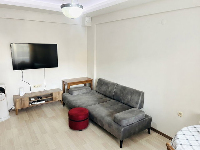 ŞEMİKLERDE SATILIK LÜKS 2+1