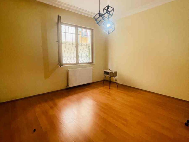 MALTEPE SAHİLE BİRİNCİ PARALEL 3+1 140M2 SİTEİÇİ DAİRE...