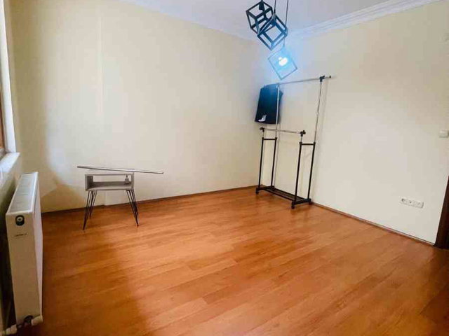 MALTEPE SAHİLE BİRİNCİ PARALEL 3+1 140M2 SİTEİÇİ DAİRE...