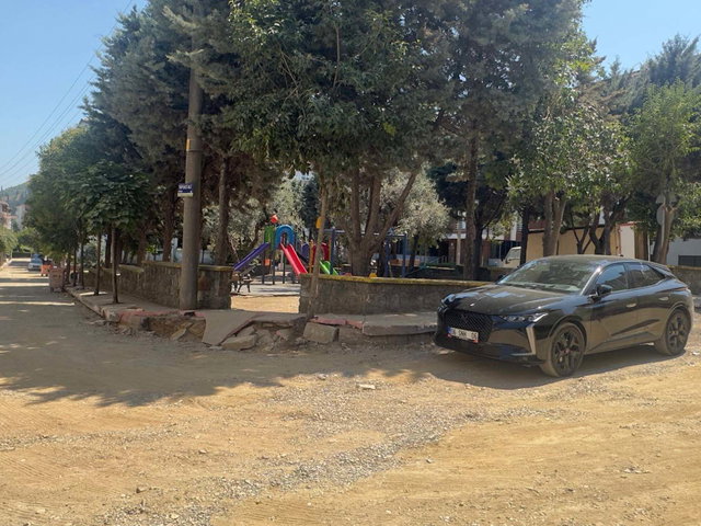 REMAX KANYON SATILIK 3+1 GENİŞ DAİRE SAHİLE ÇOK YAKIN