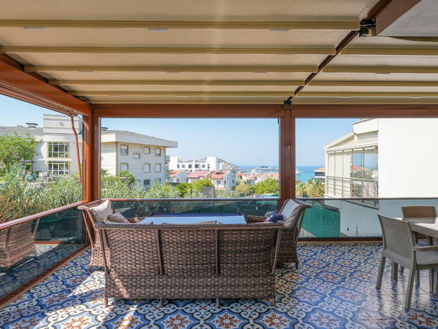 MARİNADA PANORAMİK MUHTEŞEM DENİZ MANZARALI ÖZEL HAVUZLU 8+2 VİLLA