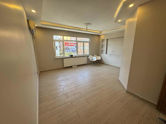 ŞİŞLİ’DE BOŞ, 2+1 KİRALIK DAİRE | BALKONLU, DOĞALGAZ KOMBİLİ, 2. KAT