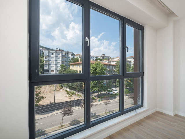 REMAX AREA DAN CADDE ÜZERINDE SATILIK ARA KAT SIFIR 3+1 DAIRE