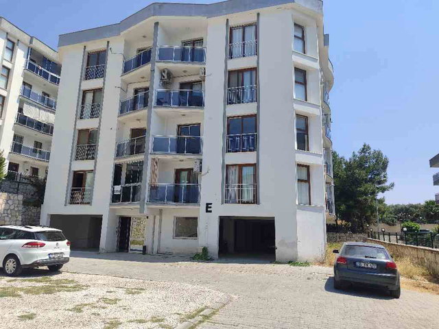 KUŞADASI’NDA SİTE İÇİNDE 2+1 , BALKONLU, BOŞ KİRALIK DAİRE