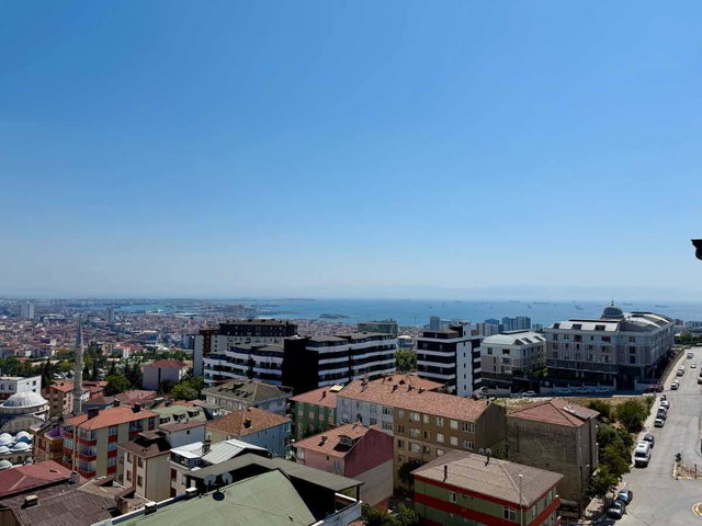 PENDİK KURTULUŞ EVLERİ SİTESİNDE DENİZ MANZARALI DUBLEKS 3+1 BOŞ DAİRE