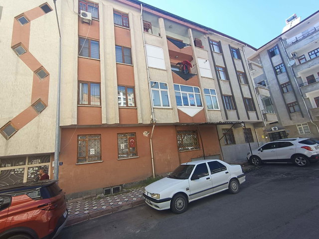 RE/MAX DEĞİŞİM'DEN KÜLTÜR MAH. EŞYALI 3+1 KİRALIK DAİRE!