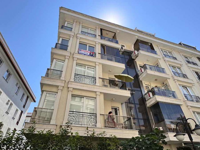ADNAN KAHVECİ MAH.  EVİMİZ BEYLİKDÜZÜ SİTESİNDE  HAVUZLU  3+1 KİRALIK DAİRE