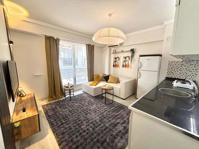 MERKEZİ KONUM ARAKAT LÜKS EŞYALI KREDİYE UYGUN SATILIK 1+1 DAİRE