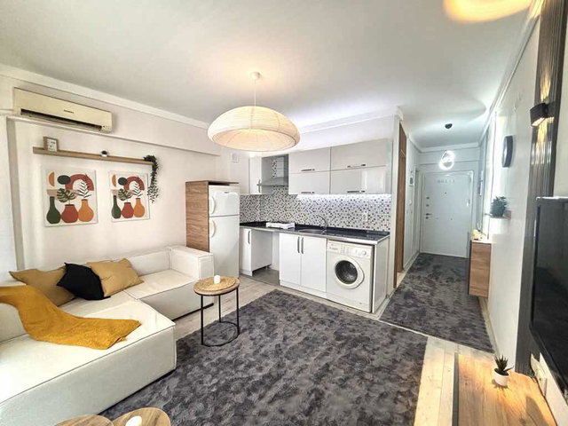 MERKEZİ KONUM ARAKAT LÜKS EŞYALI KREDİYE UYGUN SATILIK 1+1 DAİRE