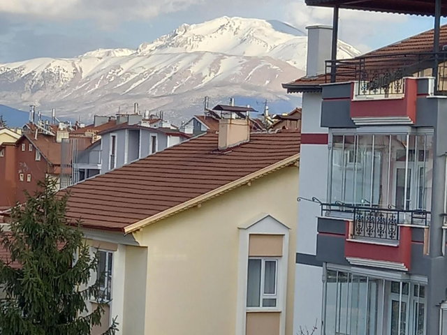 MODERN EVLER’DE EŞYALI 2+1 | KİRACILI SATILIK DAIRE