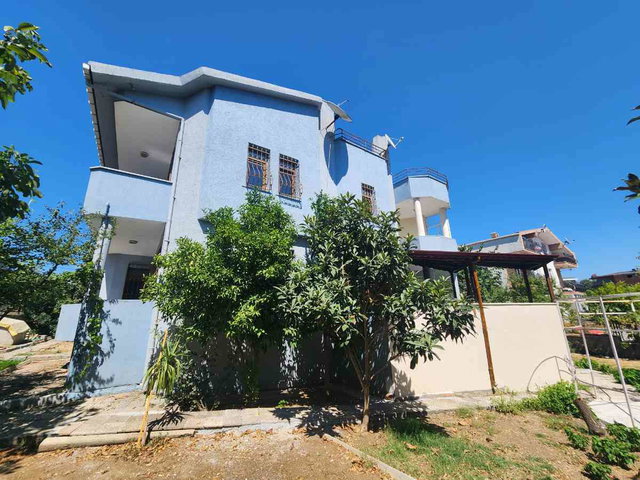 BÜYÜKÇEKMECE GÜZELCEDE 5+1 KIRALIK MÜSTAKIL VILLA