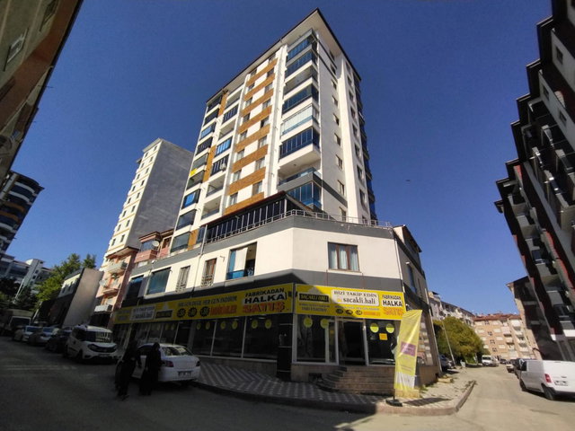 RE/MAX DEĞİŞİMDEN ÜNİVERSİTE MAH. EŞYALI KİRALIK 1+1 DAİRE