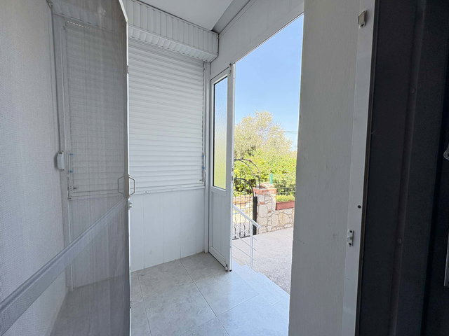 ALAÇATI MERKEZDE 3+1 | 120 M² NET | GİRİŞ KAT | 3 CEPHELİ KİRALIK DAİRE