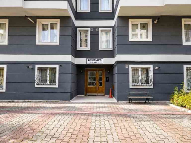 ÇEKMEKÖY TAŞDELEN ÖZEL BAHÇELİ 2+1 DAİRE 85M² İSKANLI SATILIK