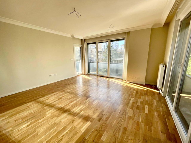 KOZYATAĞI KOZ PLUS PROJESINDE SATILIK 2+1 FERAH DAIRE