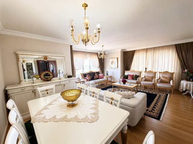 GARDENYA PARK 3’TE EŞYASIZ 3+1 | 180 M² NET | 7. KAT | 3 WC, 2 BANYO, BALKON