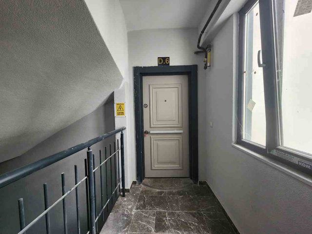 BAŞİSKELE YEŞİLYUT'TA 3+1 ARAKAT KİRALIK DAİRE