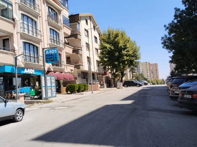 ETLIK AŞAĞI EĞLENCE MAH MARTI SOKAKTA 4+1 SATILIK FERAH DAIRE