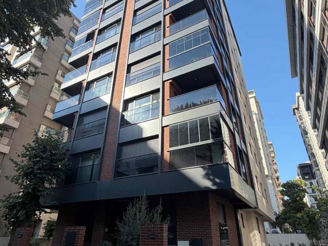 BAĞDAT CADDESI'NDE SEÇKIN BIR YAŞAM | 4+1