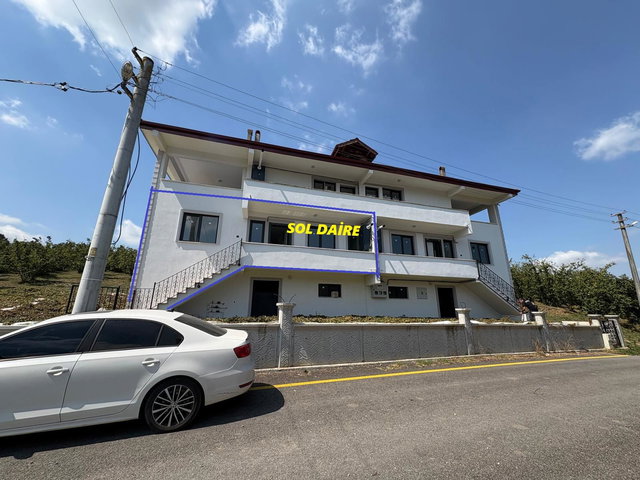RE/MAX MAVİ'DEN KAZIMPAŞA UZUNKÖYDE KİRALIK 200M2 DAİRE