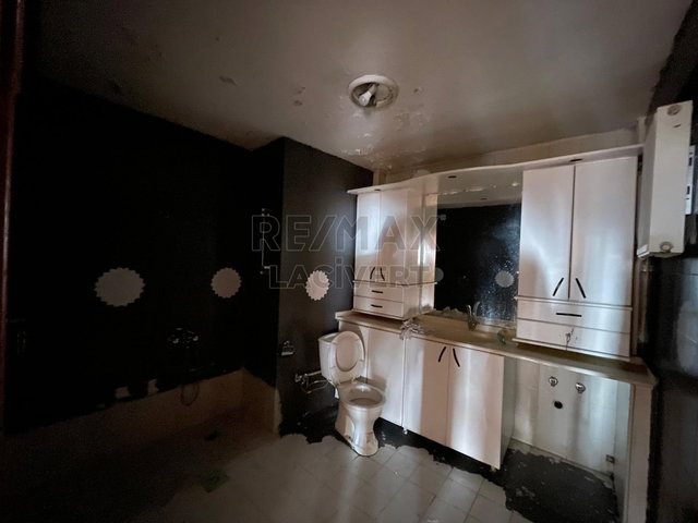 RE/MAX LACİVERT'TEN ÇAYKARA'DA KİRALIK 3+1 DAİRE