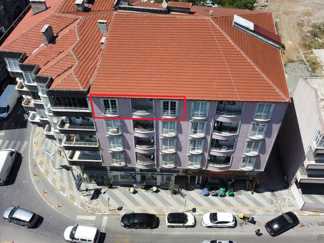 SARAY'DA CADDE ÜZERİNDE SATILIK 3+1 DAİRE