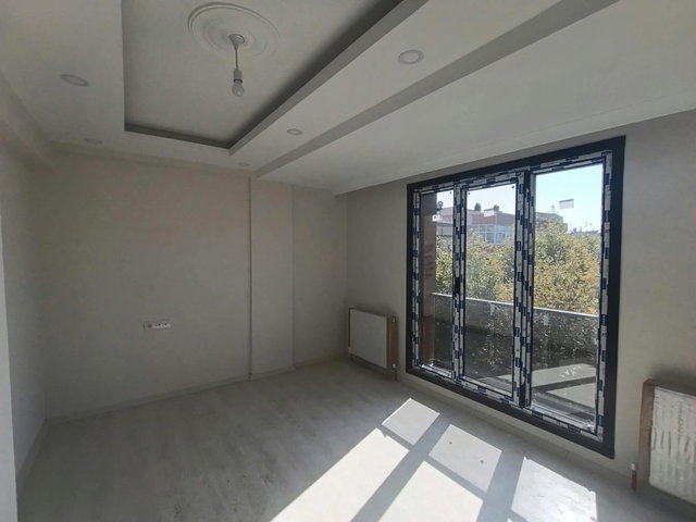 ESENLER FATİH MAHALLESİ'NDE SATILIK SIFIR DAİRE